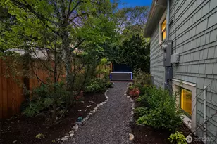 207 25th Ave, Seattle, WA 98122 - Photo 37