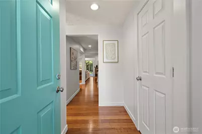 11706 NE 105th Court, Kirkland, WA 98033 - Photo 3