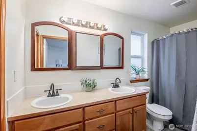 1405 NE Riddell Avenue, Orting, WA 98360 - Photo 17