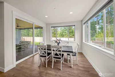 7704 Connells Prairie Road E, Bonney Lake, WA 98391 - Photo 11