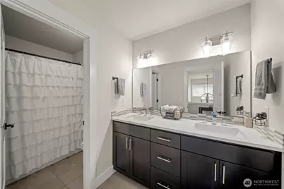 7704 Connells Prairie Road E, Bonney Lake, WA 98391 - Photo 27