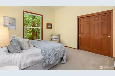 8387 NE Sumanee Place, Bainbridge Island, WA 98110 - Photo 27
