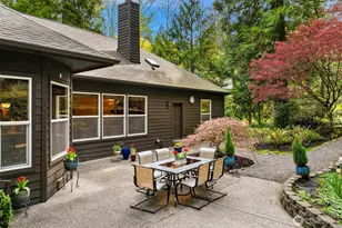 8387 NE Sumanee Pl, Bainbridge Island, WA 98110 - Photo 35