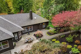 8387 NE Sumanee Pl, Bainbridge Island, WA 98110 - Photo 37
