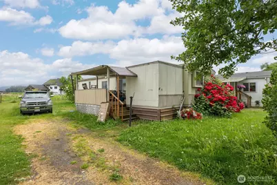 380 E Pole Road #16, Lynden, WA 98264 - Photo 3