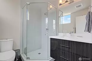 6219 20th Ave NW, Seattle, WA 98107 - Photo 9