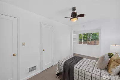 3310 SW 104th Street, Seattle, WA 98146 - Photo 23