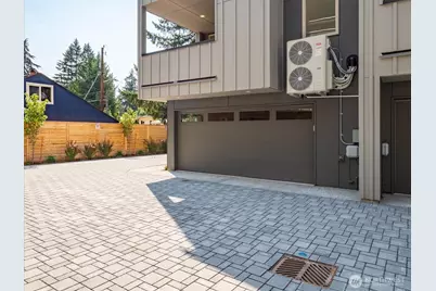 18032 - A Sunnyside Avenue N, Shoreline, WA 98133 - Photo 3