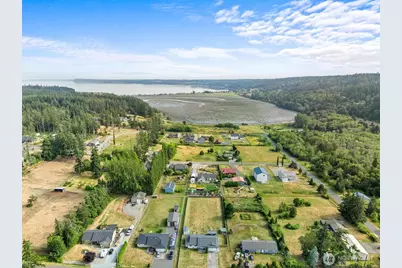 180 Kowntee Street, Camano Island, WA 98282 - Photo 7