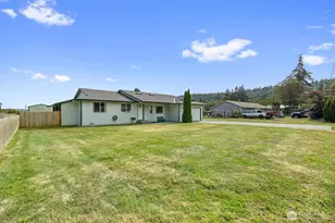 180 Kowntee St, Camano Island, WA 98282 - Photo 3