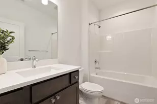 4913 NE 1st St, Renton, WA 98059 - Photo 17