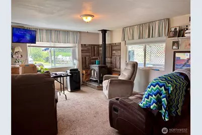 38519 Eatonville Cut Off Road E, Eatonville, WA 98328 - Photo 3