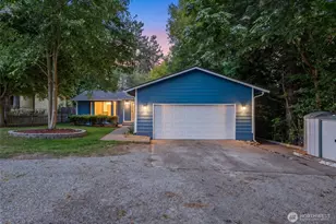 917 N 7th Ave SW, Tumwater, WA 98512 - Photo 1