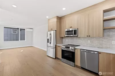 1407 29th Avenue #B, Seattle, WA 98122 - Photo 3