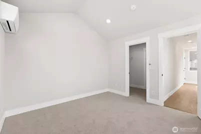 1407 29th Avenue #B, Seattle, WA 98122 - Photo 9