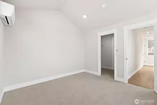 1407 29th Ave, Seattle, WA 98122 - Photo 9