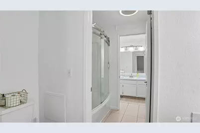 247 S 328th Lane, Federal Way, WA 98003 - Photo 17