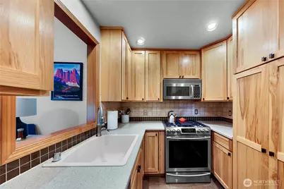 7875 Silver Lake Road, Maple Falls, WA 98266 - Photo 11