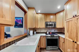 7875 Silver Lake Rd, Maple Falls, WA 98266 - Photo 11