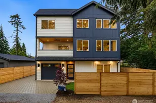 9725 Evanston Ave N, Seattle, WA 98103 - Photo 1
