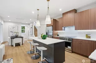 9725 Evanston Ave N, Seattle, WA 98103 - Photo 9