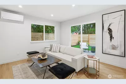 9725 Evanston Avenue N, Seattle, WA 98103 - Photo 33