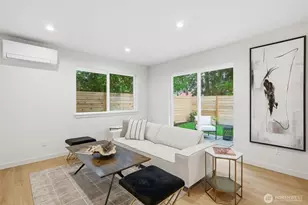9725 Evanston Ave N, Seattle, WA 98103 - Photo 33