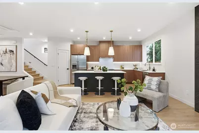9725 Evanston Avenue N, Seattle, WA 98103 - Photo 3