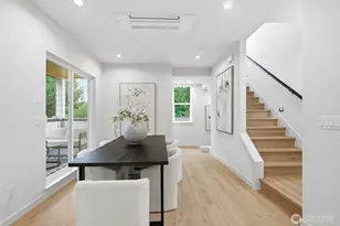 9725 Evanston Ave N, Seattle, WA 98103 - Photo 15