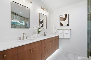 9725 Evanston Ave N, Seattle, WA 98103 - Photo 25