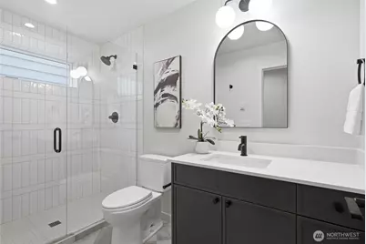 9725 Evanston Avenue N, Seattle, WA 98103 - Photo 35