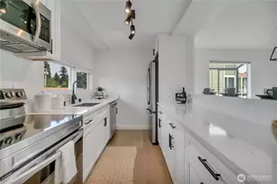 22240 24th Ave S, Des Moines, WA 98198 - Photo 15