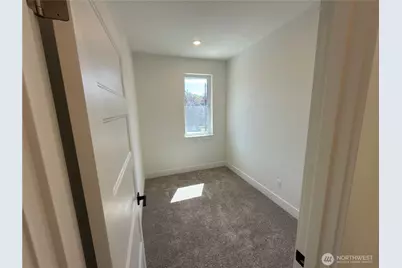10528 13th Avenue W #A, Everett, WA 98204 - Photo 21