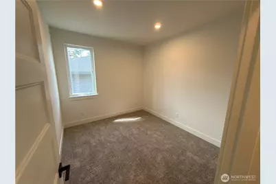 10528 13th Avenue W #A, Everett, WA 98204 - Photo 9