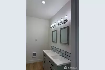10528 13th Avenue W #A, Everett, WA 98204 - Photo 37