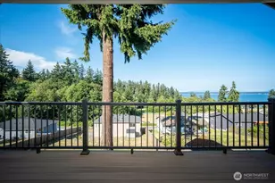 1229 SE Camano Dr, Camano Island, WA 98282 - Photo 21