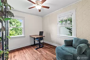 731 N 80th St, Seattle, WA 98103 - Photo 23