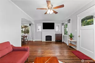 731 N 80th St, Seattle, WA 98103 - Photo 5