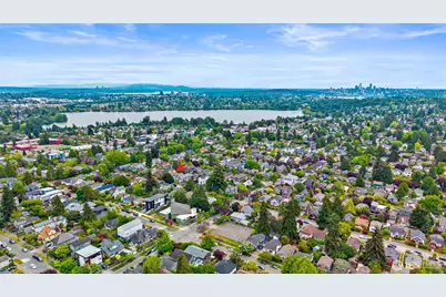 731 N 80th Street, Seattle, WA 98103 - Photo 37