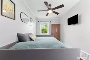 731 N 80th St, Seattle, WA 98103 - Photo 21