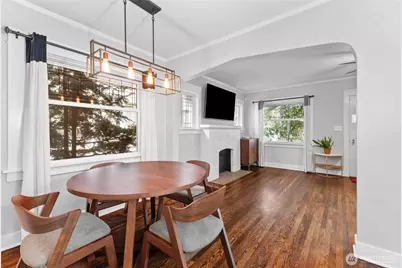 731 N 80th Street, Seattle, WA 98103 - Photo 17
