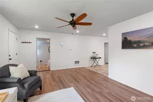 124 Tule Lake Rd E, Tacoma, WA 98445 - Photo 7