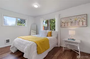 124 Tule Lake Rd E, Tacoma, WA 98445 - Photo 23