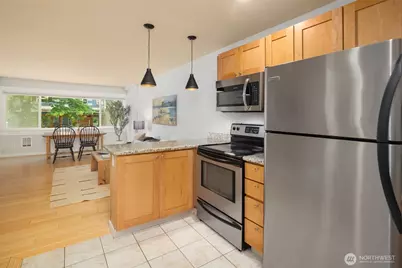 705 E Republican Street #102, Seattle, WA 98102 - Photo 11