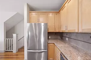 2540 14th Ave W, Seattle, WA 98119 - Photo 15