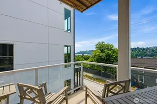 2540 14th Ave W, Seattle, WA 98119 - Photo 9