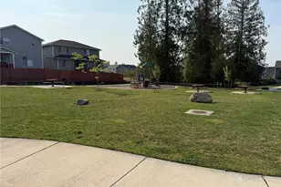 8409 52nd St NE, Marysville, WA 98270 - Photo 35
