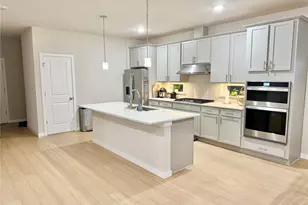 8409 52nd St NE, Marysville, WA 98270 - Photo 5