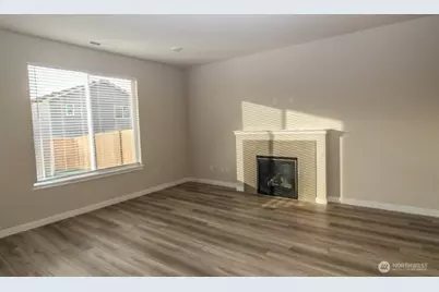 8422 52nd Pl NE, Marysville, WA 98270 - Photo 5