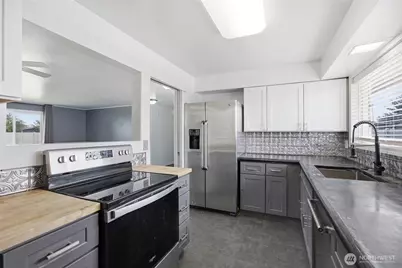 410 Loring Drive, Moses Lake, WA 98837 - Photo 11